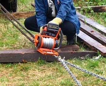 Lewis Chainsaw Winch Model 400MK2 review